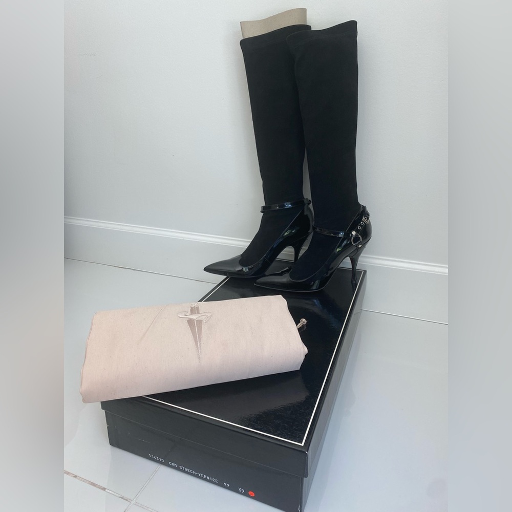 Cesare Paciotti Black Patent Leather with stretch, Heels with Pink Dust Bag